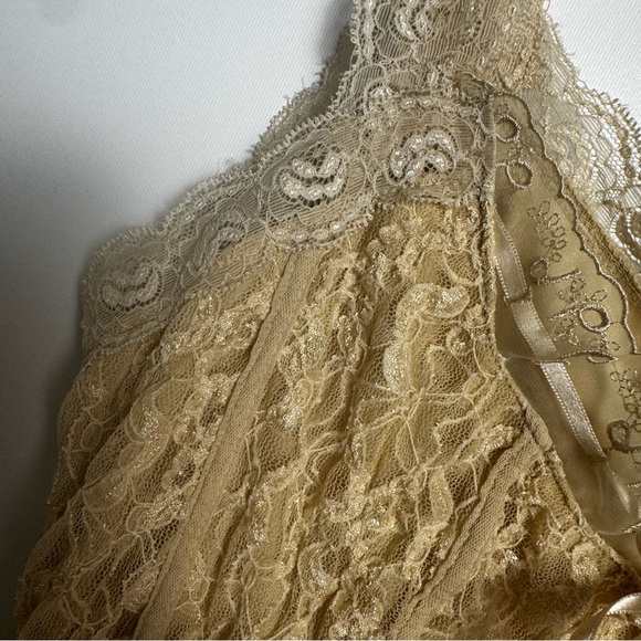 New York & Company Beige Lace Camisole with Front Bow - Picture 6 of 7